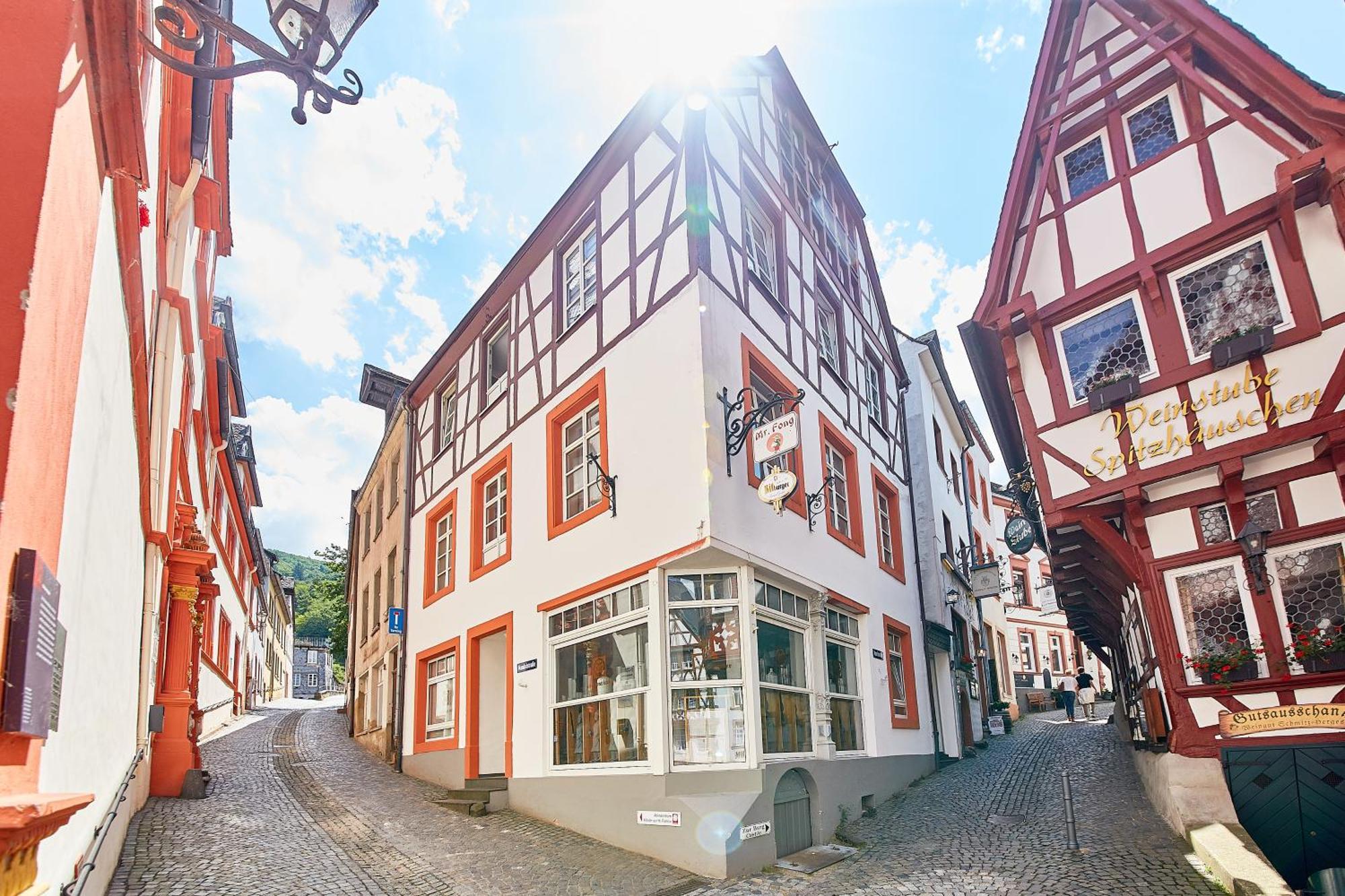 Fachwerkperle Am Historischen Marktplatz 贝恩卡斯特尔-屈斯 外观 照片